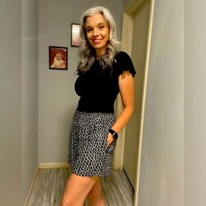 Cotton Bleu small black and white shorts